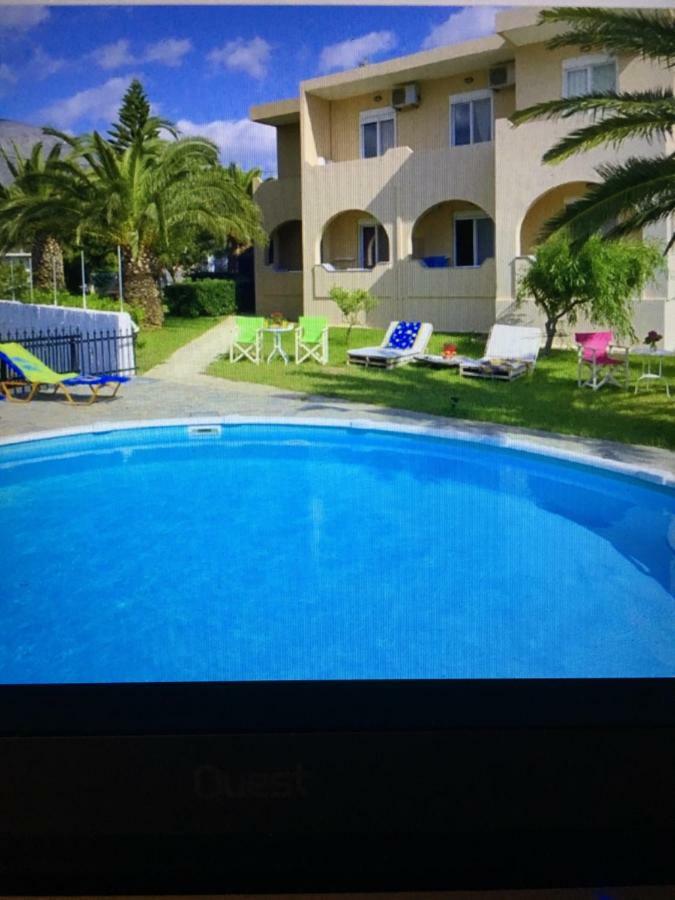 Erato1 Hotell Plakiás Eksteriør bilde